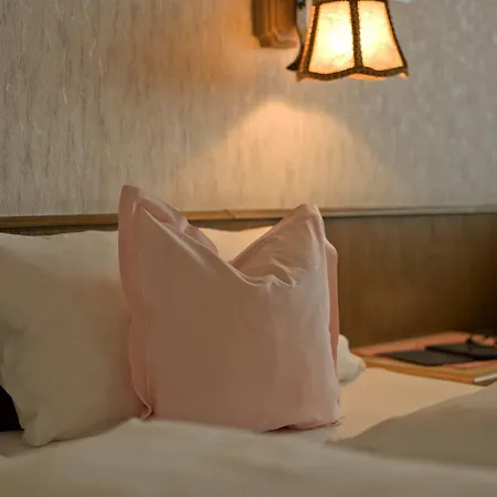 Fent Hotel